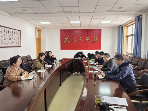 延安老年大学组织学习传达全市老干部局长会议精神