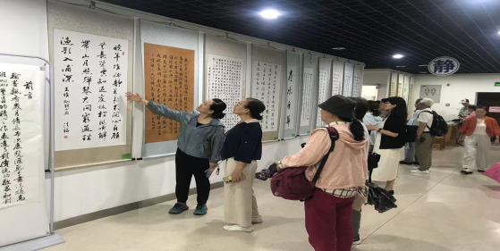 西安交大老年大学举办2025年秋季学期书画摄影结业汇报展（第一期）