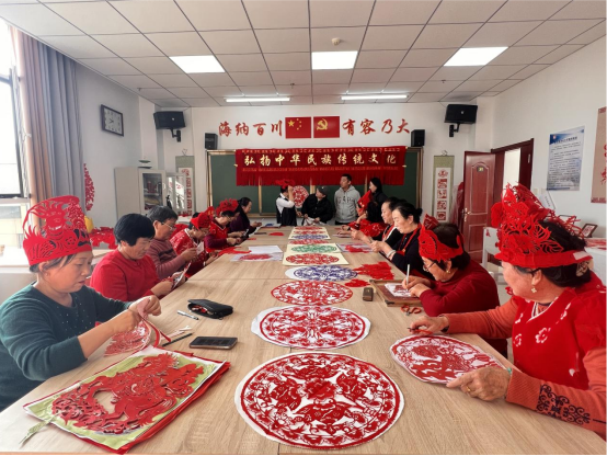 子洲县老年大学来我校观摩交流