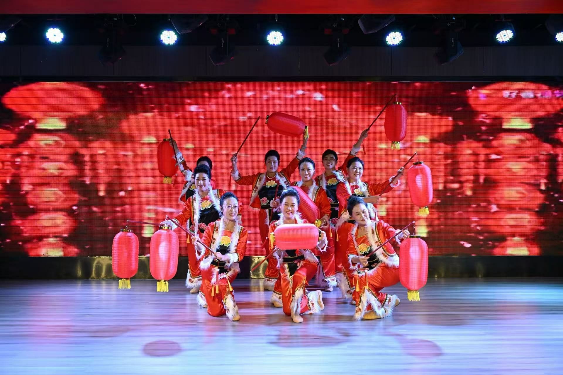 神木市老年大学“迎中秋·庆国庆”系列活动精彩纷呈